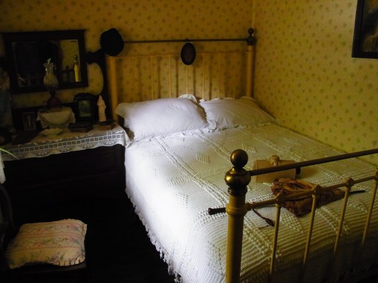 Je pourrais faire une sieste... お昼寝もせずに見学して　よく歩きました。