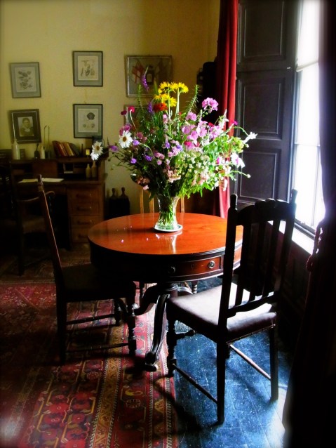 Bunratty House　領主の家族が１９世紀に城から移り住んだ屋敷です。