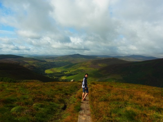 幸い朝のうち晴れ間が広がっていたので、さっそく素敵な景色を見に行ってきました。 みっくん　大人になったなあ！！