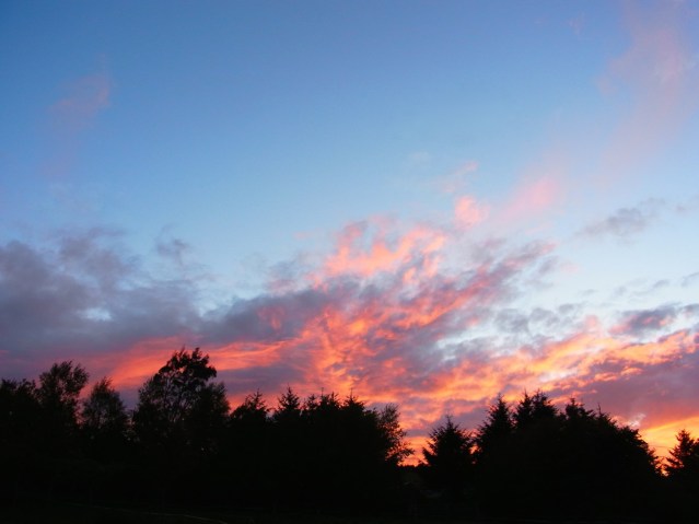 0601pm2047　同じ日の、西の空。