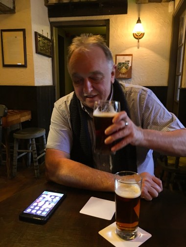 イギリスのビールはやっぱりアイルランドのビールとも違うそうな。